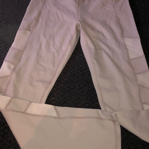Garage Sport Cutout Leggings - Picture 5 of 8